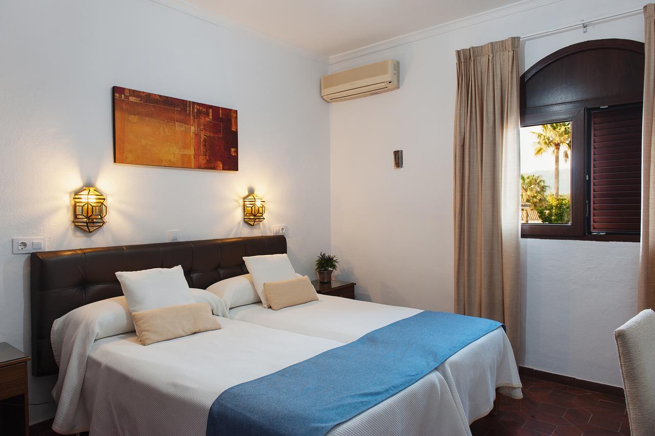 La Codorniz Hotel Tarifa Exterior photo